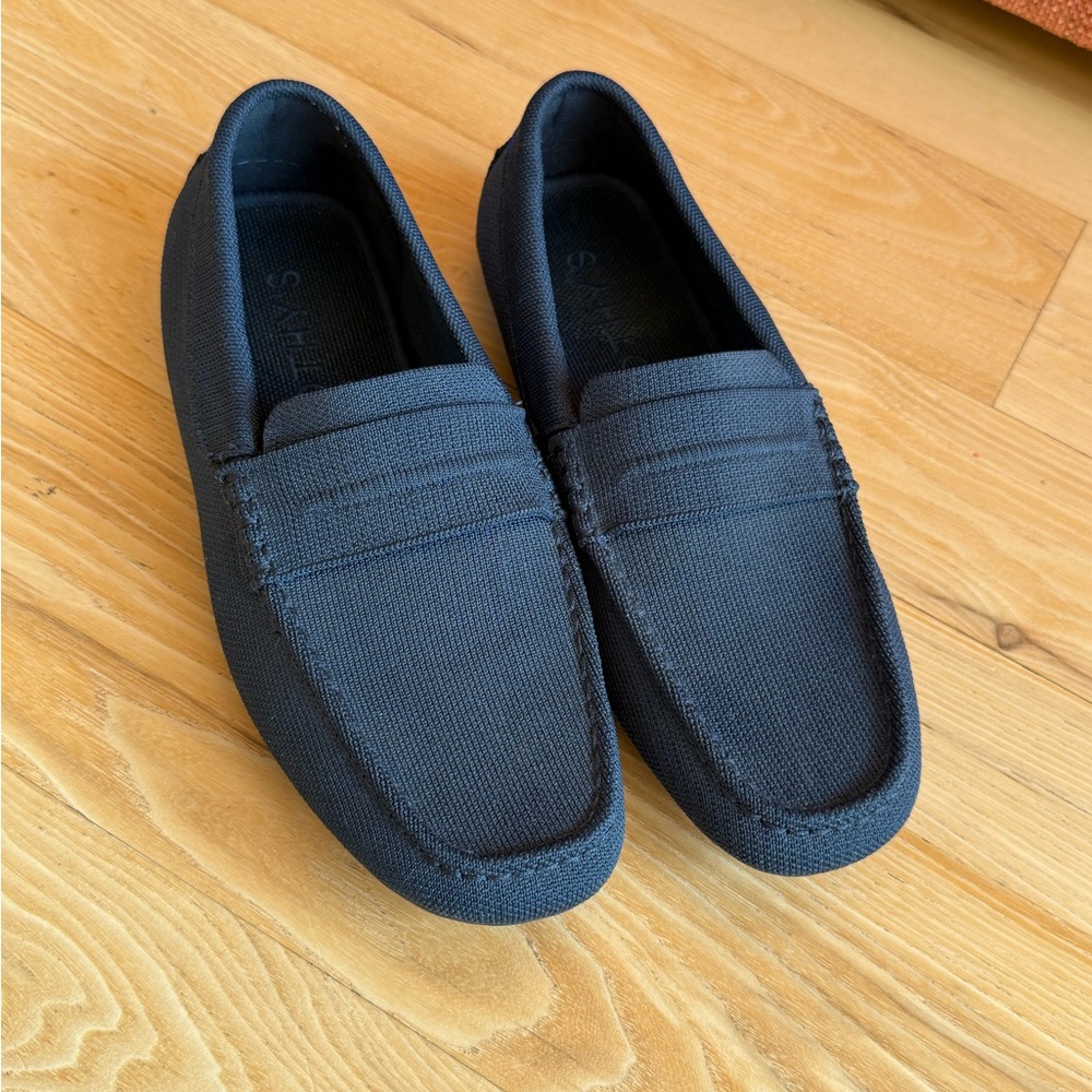Rothy’s Mens Navy The Driving Loafer - Size 9 - Excellent condition!